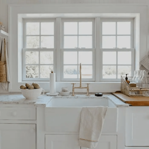 700x1050 Andersen DH - white kitchen-min